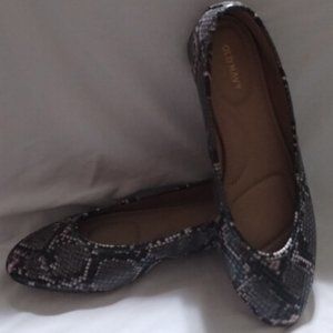 Old Navy Faux Snakeskin Flats